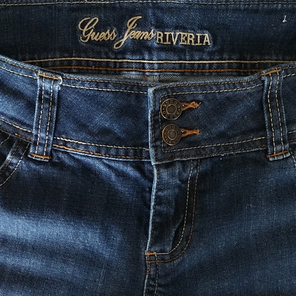 Perfect Condition Guess Riveria Jeans - Picture 3 of 4